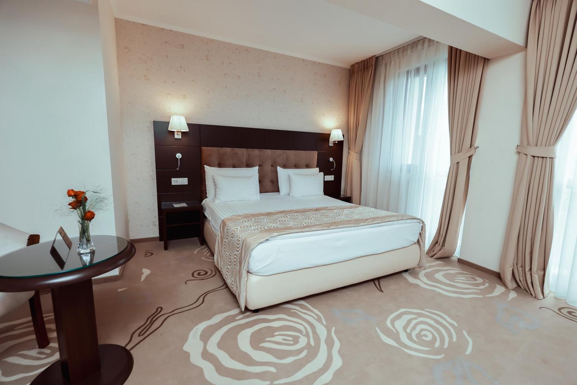 Grand Hotel Coroana Bistrita  Ngoại thất bức ảnh