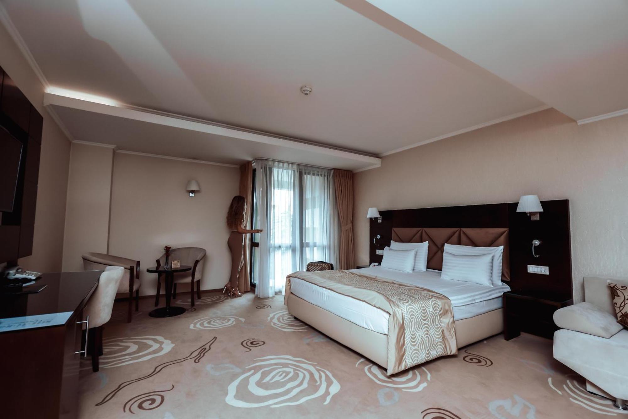 Grand Hotel Coroana Bistrita  Ngoại thất bức ảnh