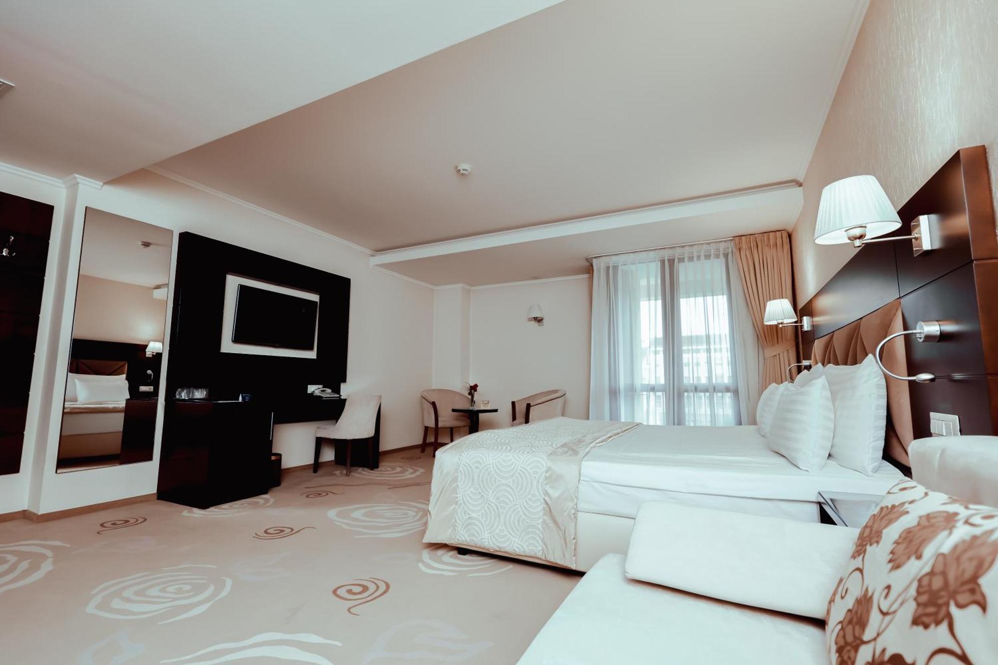 Grand Hotel Coroana Bistrita  Ngoại thất bức ảnh